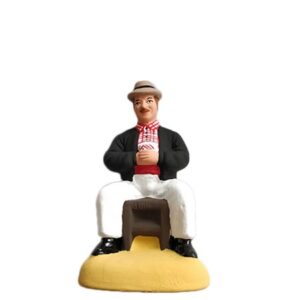 LOU 81 JOUEUR DE CARTE ( mains sur le ventre chapeau )